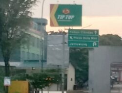 Genangan Air di Taman Cibodas Ganggu Aktivitas Warga dan Pengendara