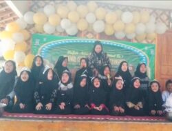 Ihtipalan di Ponpes Sirojul Adfal Wanasalam, Tanamkan Mentalitas dan Akhlak Sejak Dini