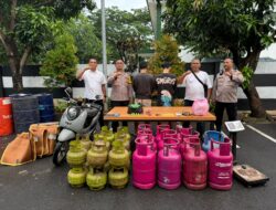 Polisi Grebek Rumah Kontrakan di Pinang, Dua Pelaku Pengoplos Gas LPG Ditangkap